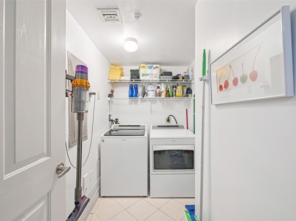401 SW 4 Ave 1204, Fort Lauderdale FL 33315