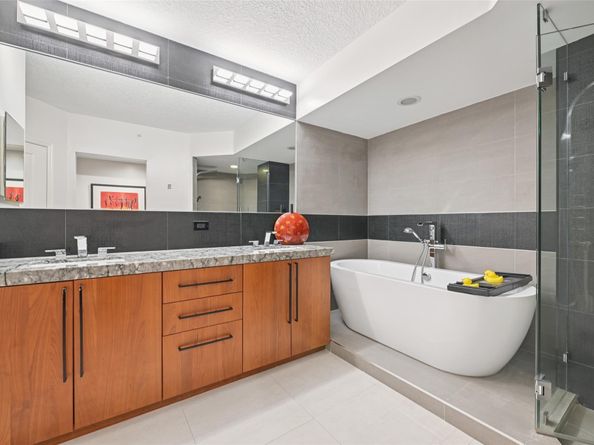 401 SW 4 Ave 1204, Fort Lauderdale FL 33315