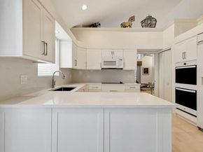 11917 Fountainside Cir, Boynton Beach FL 33437