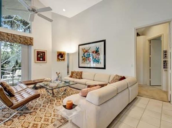 11917 Fountainside Cir, Boynton Beach FL 33437