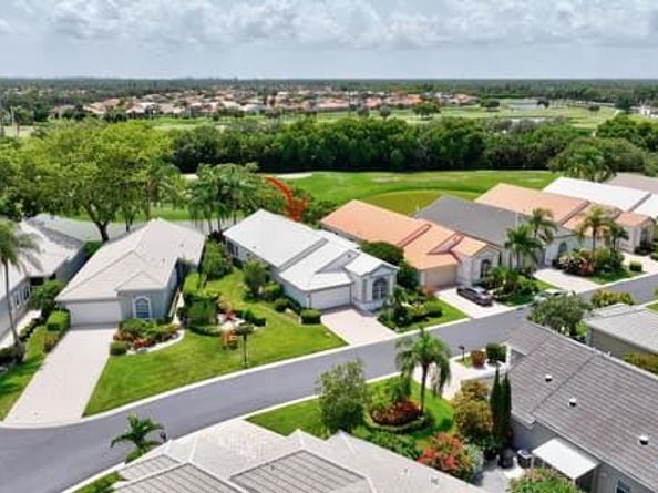 11917 Fountainside Cir, Boynton Beach FL 33437
