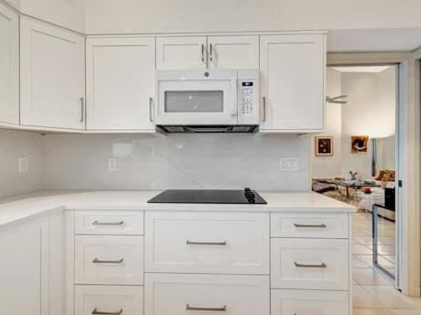 11917 Fountainside Cir, Boynton Beach FL 33437