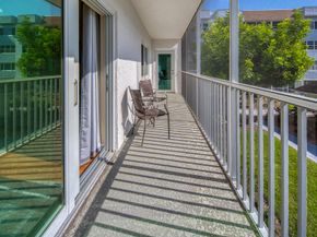 1516 S Lakeside Drive 205, Lake Worth Beach FL 33460