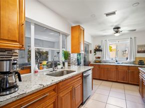 5709 NW 81 Ave, Tamarac FL 33321