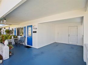 5709 NW 81 Ave, Tamarac FL 33321
