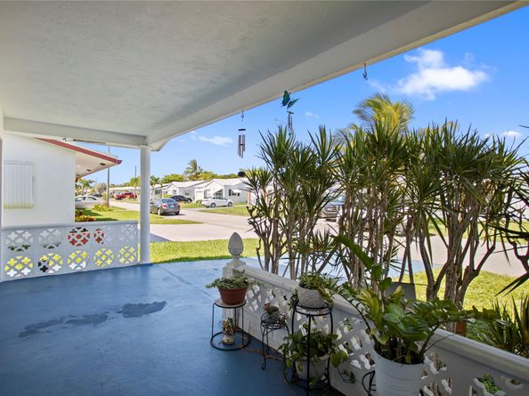 5709 NW 81 Ave, Tamarac FL 33321