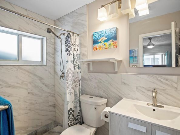 5709 NW 81 Ave, Tamarac FL 33321