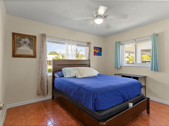 5709 NW 81 Ave, Tamarac FL 33321