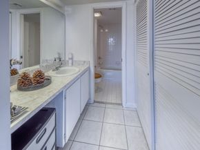 896 N Federal Highway 324, Lantana FL 33462