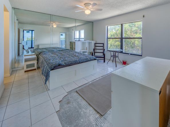 896 N Federal Highway 324, Lantana FL 33462