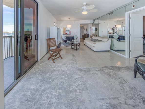 896 N Federal Highway 324, Lantana FL 33462
