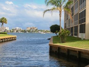 896 N Federal Highway 324, Lantana FL 33462