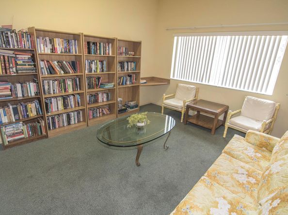 896 N Federal Highway 324, Lantana FL 33462