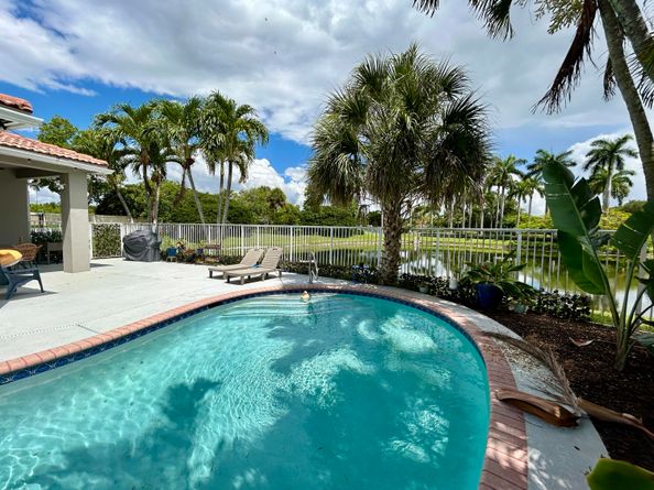 4421 NW 41st Place, Coconut Creek FL 33073