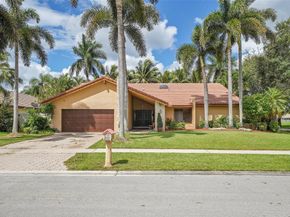1581 NW 100th Way, Plantation FL 33322