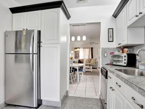 461 NW 76th Avenue 205, Margate FL 33063