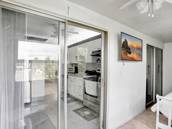 461 NW 76th Avenue 205, Margate FL 33063