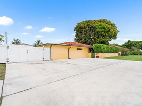 1802 Lake Osborne Drive, Lake Worth Beach FL 33461