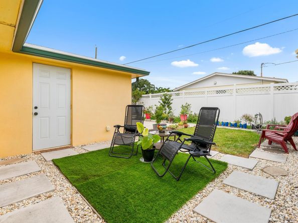1802 Lake Osborne Drive, Lake Worth Beach FL 33461