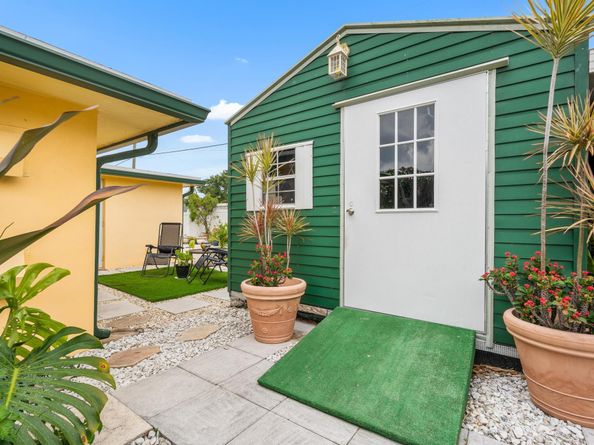 1802 Lake Osborne Drive, Lake Worth Beach FL 33461