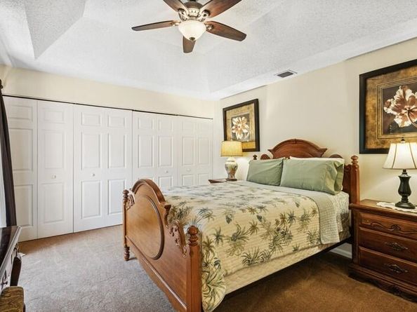 7 Atrium Circle D, Atlantis FL 33462