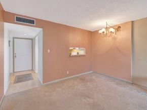 3301 NW 47th Terrace 410, Lauderdale Lakes FL 33319