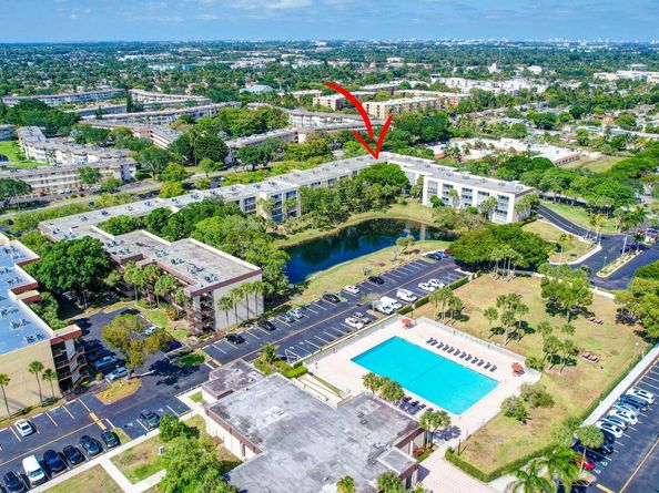 3301 NW 47th Terrace 410, Lauderdale Lakes FL 33319