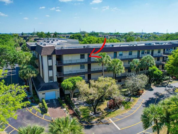3301 NW 47th Terrace 410, Lauderdale Lakes FL 33319