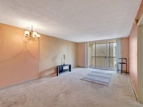 3301 NW 47th Terrace 410, Lauderdale Lakes FL 33319