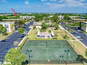 3301 NW 47th Terrace 410, Lauderdale Lakes FL 33319