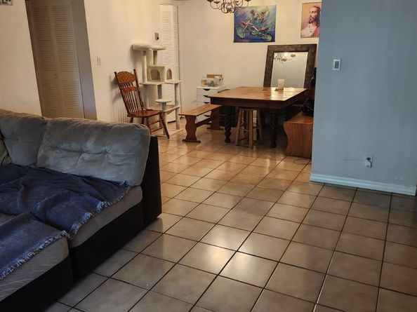 2705 S Oakland Forest Dr 102, Oakland Park FL 33309