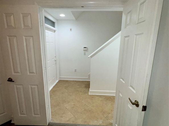 1033 NE 17th Way 605, Fort Lauderdale FL 33304