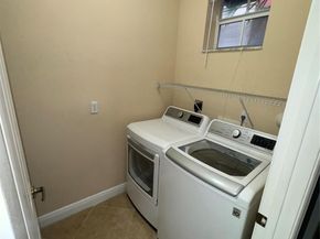1033 NE 17th Way 605, Fort Lauderdale FL 33304
