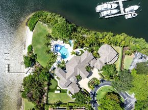3208 Pilots Point Circle, Jupiter FL 33477