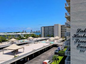 801 Lake Shore Drive 405, Lake Park FL 33403