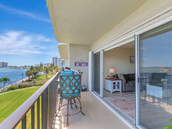 801 Lake Shore Drive 405, Lake Park FL 33403