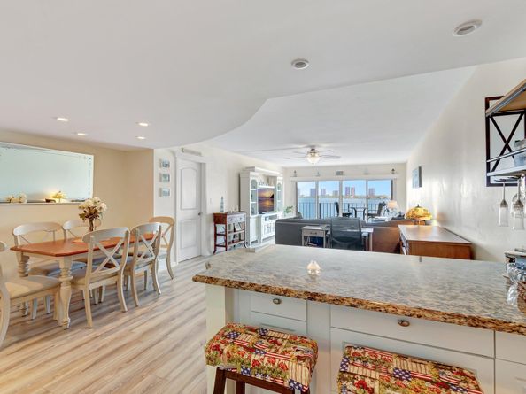 801 Lake Shore Drive 405, Lake Park FL 33403
