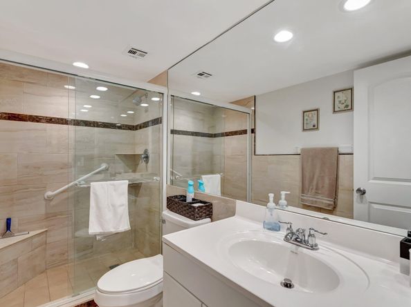 801 Lake Shore Drive 405, Lake Park FL 33403