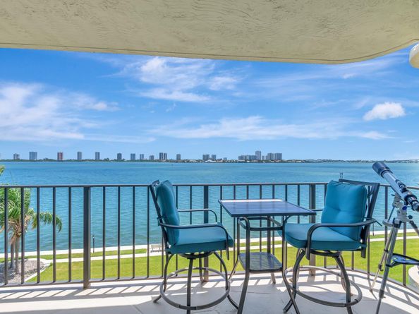 801 Lake Shore Drive 405, Lake Park FL 33403