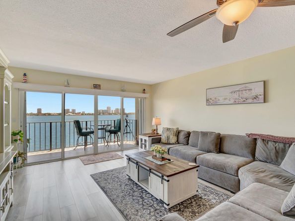 801 Lake Shore Drive 405, Lake Park FL 33403