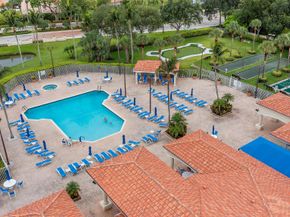 6132 Floral Lakes Drive, Delray Beach FL 33484
