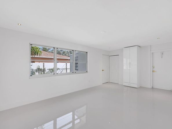 3349 El Vedado Ct, West Palm Beach FL 33405
