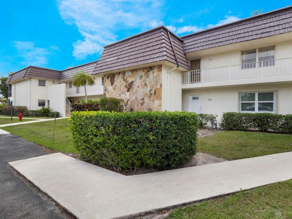 12003 Poinciana Boulevard 103, Royal Palm Beach FL 33411