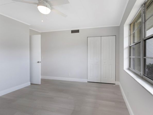 12003 Poinciana Boulevard 103, Royal Palm Beach FL 33411