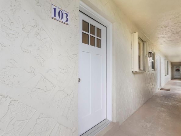 12003 Poinciana Boulevard 103, Royal Palm Beach FL 33411