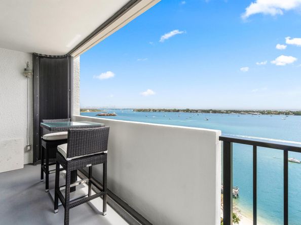 5600 N Flagler Drive 1209, West Palm Beach FL 33407