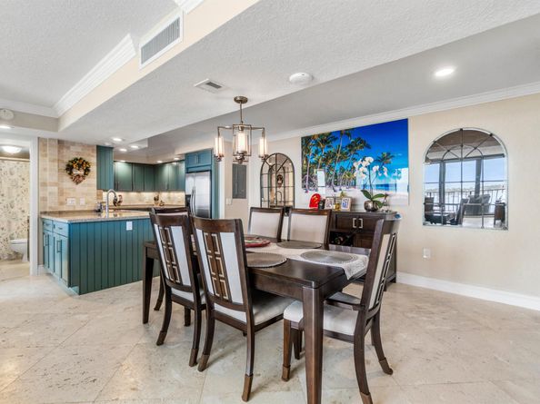 5600 N Flagler Drive 1209, West Palm Beach FL 33407