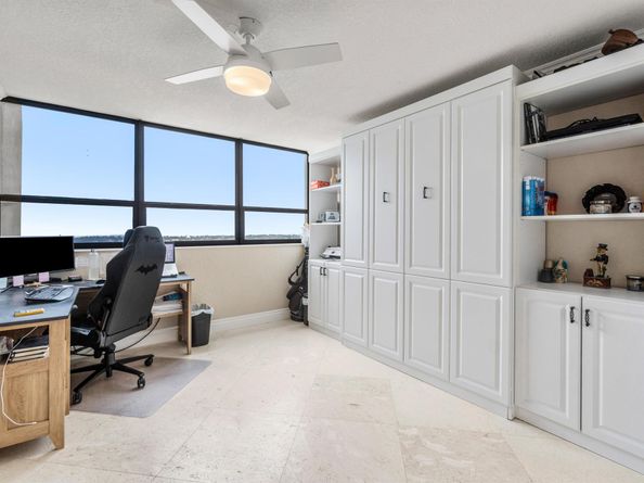 5600 N Flagler Drive 1209, West Palm Beach FL 33407