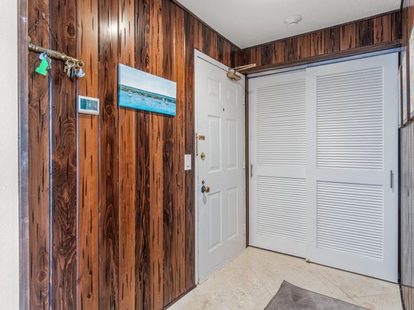 5600 N Flagler Drive 1209, West Palm Beach FL 33407