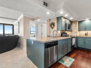 5600 N Flagler Drive 1209, West Palm Beach FL 33407